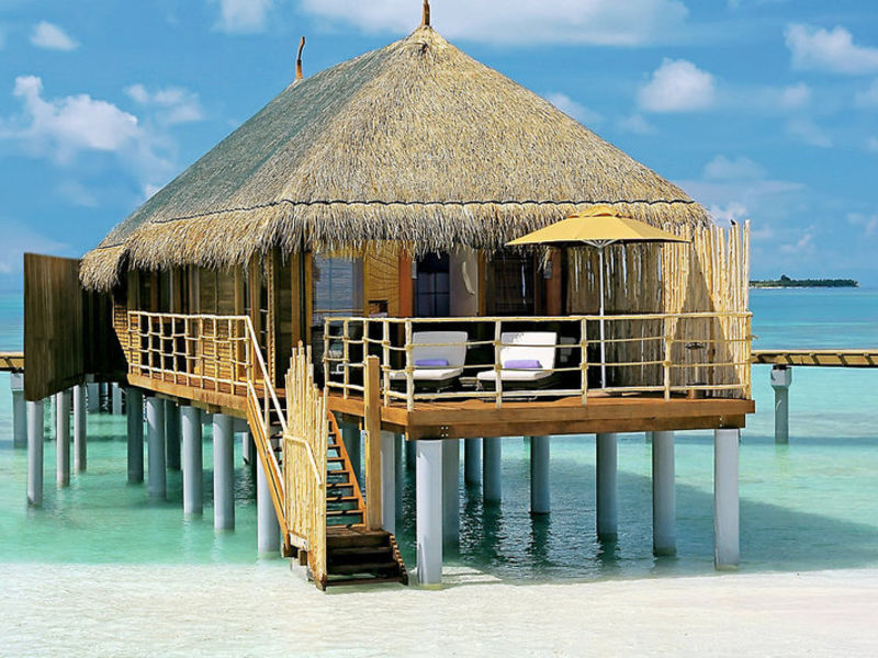 Flitterw. / Constance Moofushi