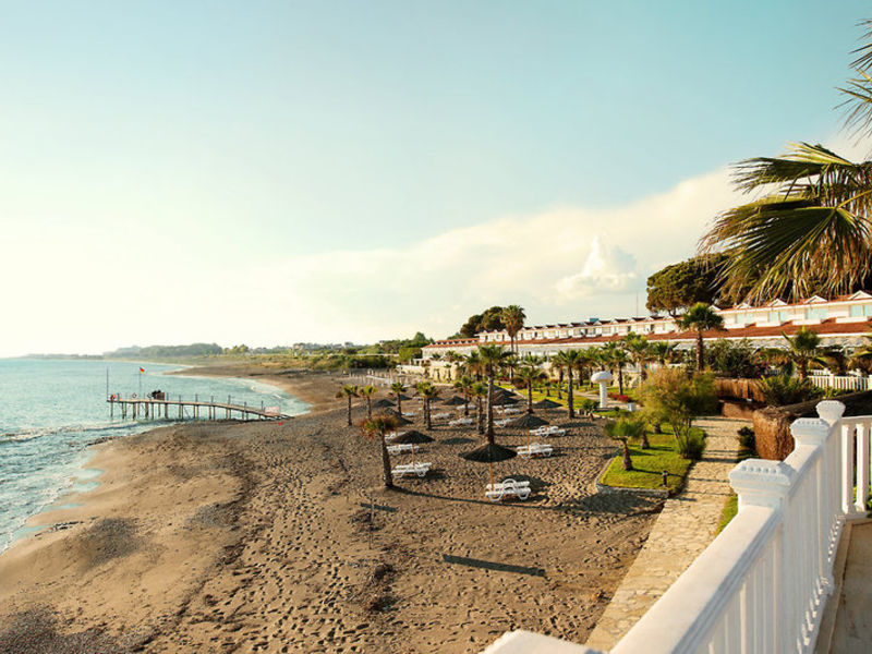 Flora Garden Beach Club