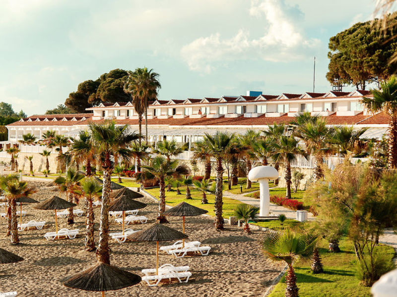 Flora Garden Beach Club
