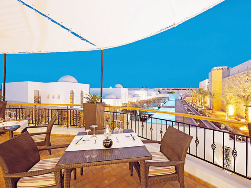 Fort Arabesque The West Bay