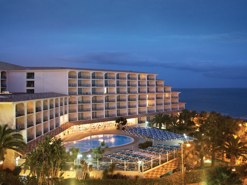 Four Views Oasis Hotel