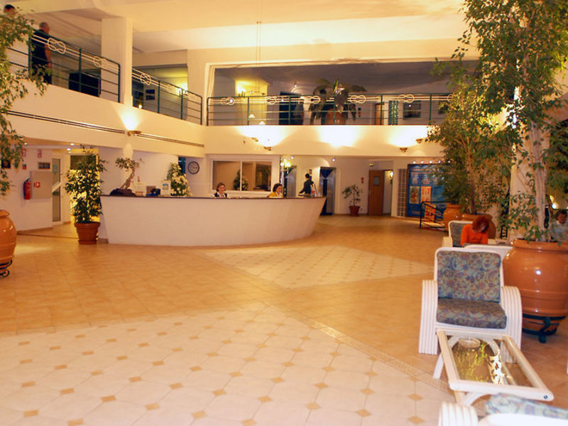 Four Views Oasis Hotel