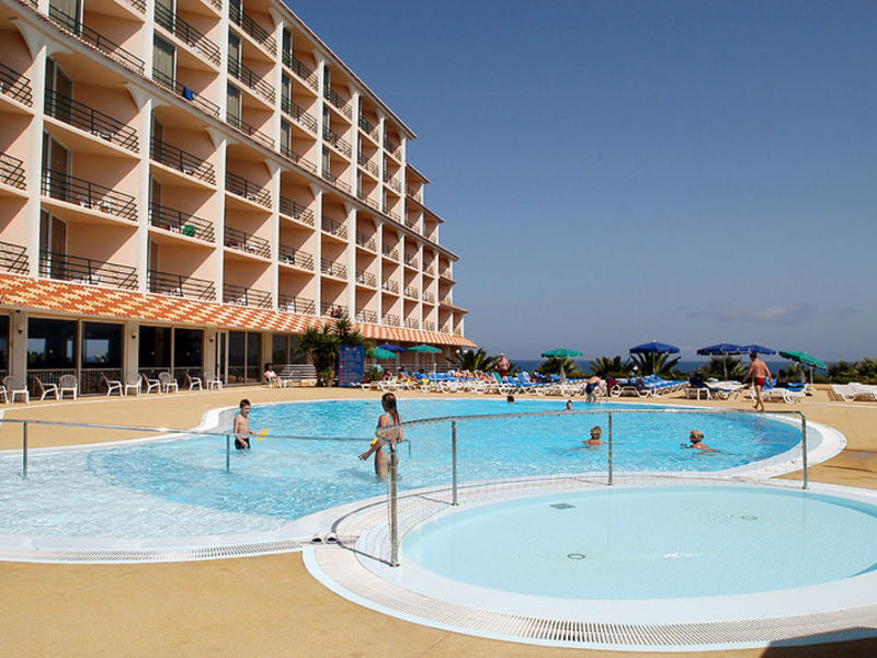 Four Views Oasis Hotel