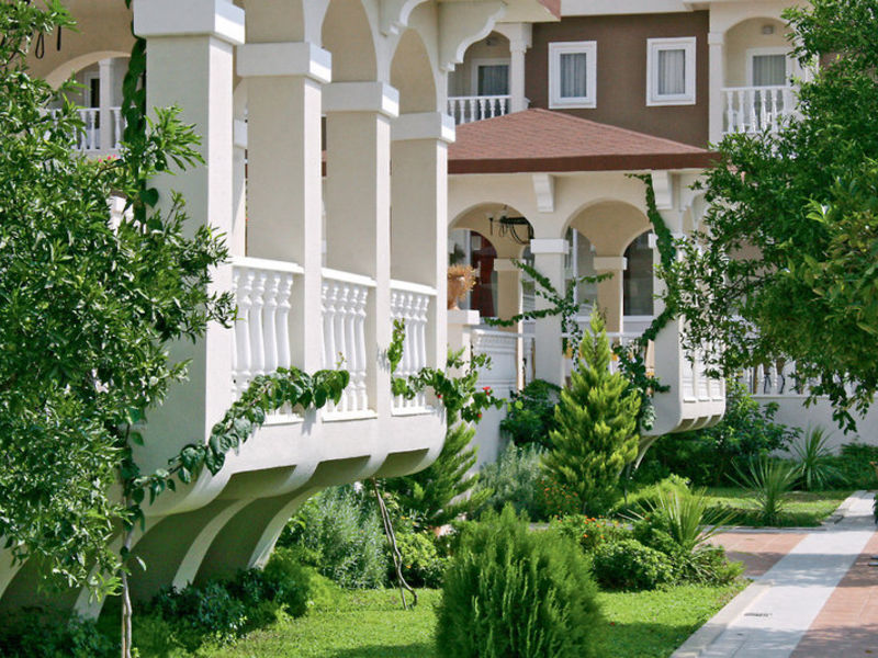 Garden Resort Bergamot