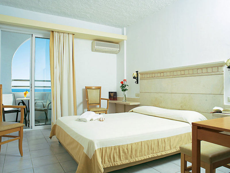 Glaros Beach