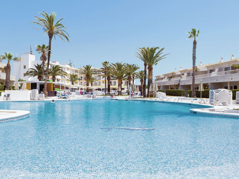 Globales Los Delfines