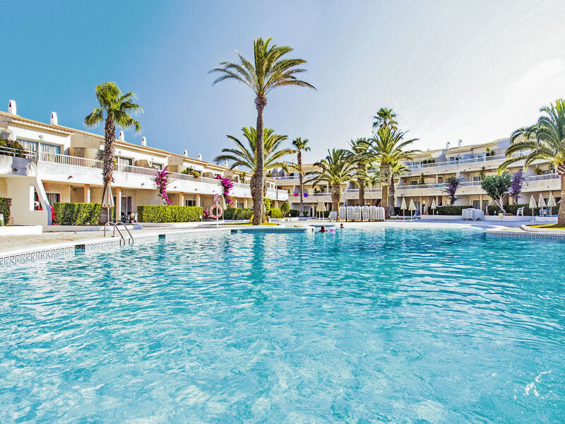 Globales Los Delfines