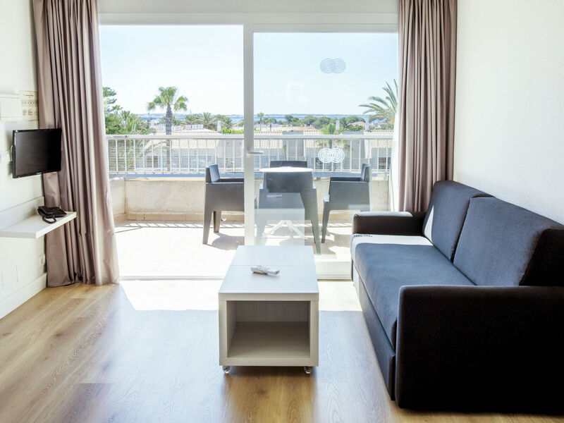 Globales Los Delfines