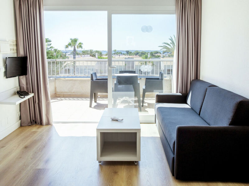 Globales Los Delfines