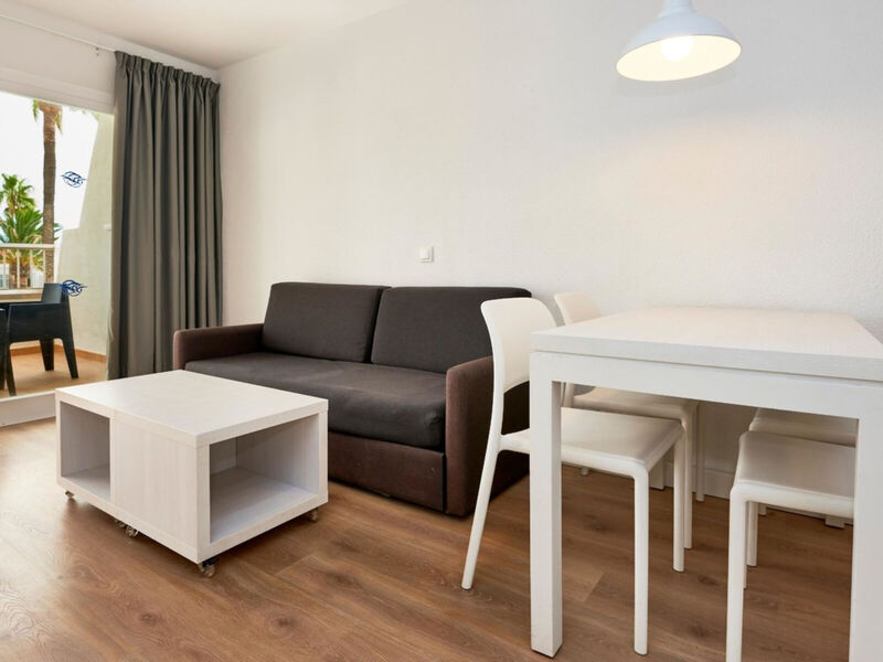 Globales Los Delfines