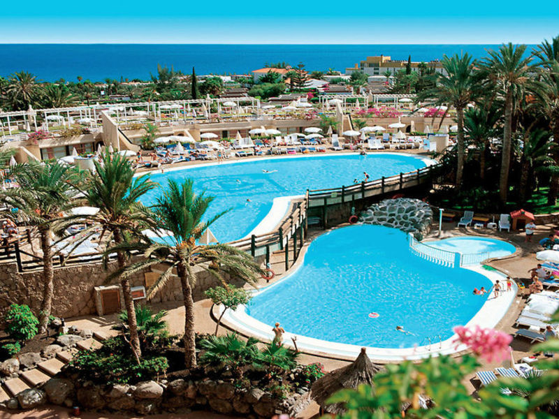 Gloria Palace, Hotel