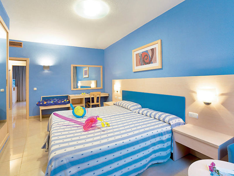 Gloria Palace, Hotel