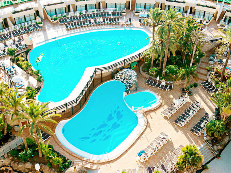 Gloria Palace, Hotel