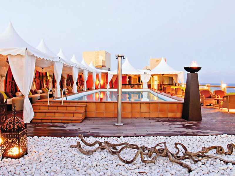 Gloria Palace, Hotel