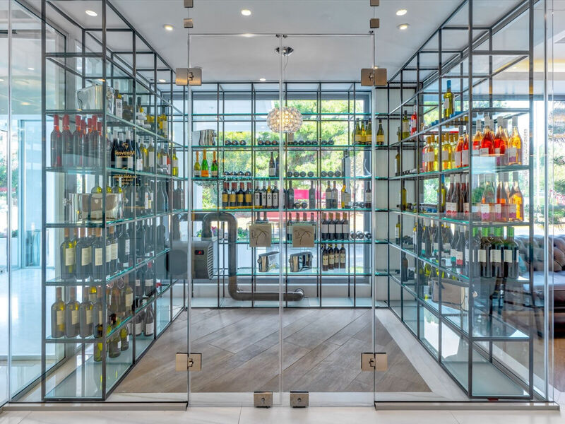 Glyfada Riviera Hotel