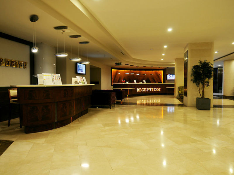 Gold City Hotel & Spa