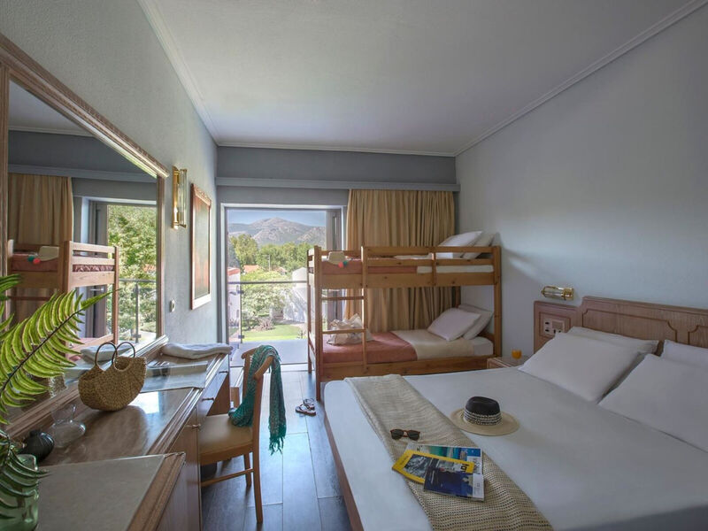 Golden Coast Hotel & Bungalows