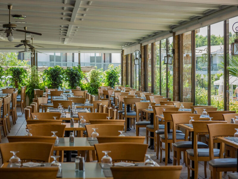 Golden Coast Hotel & Bungalows