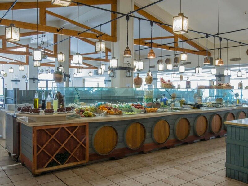 Golden Coast Hotel & Bungalows