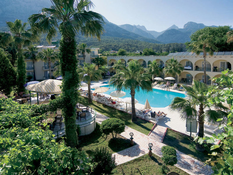Golden Sun Hotel