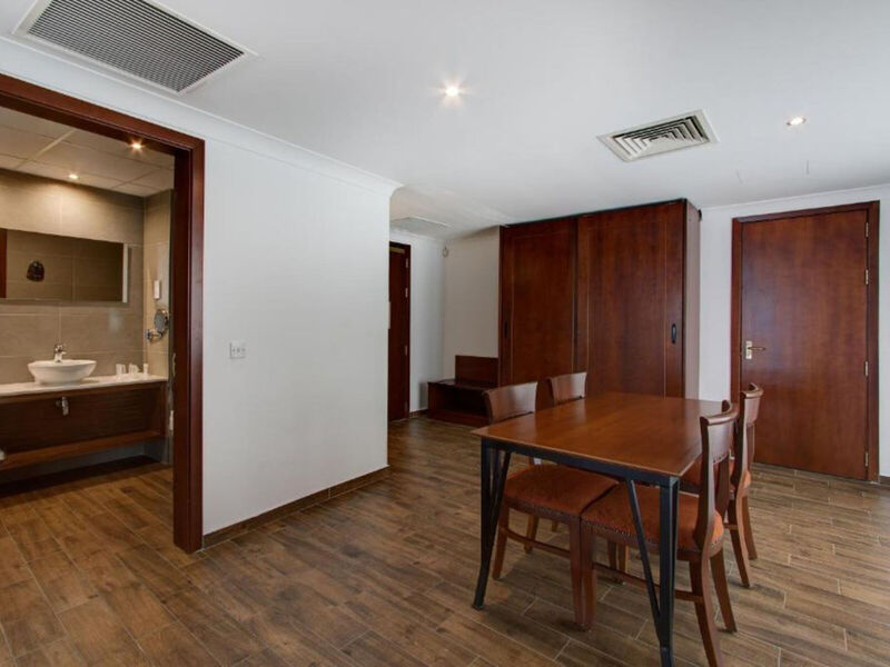 Golden Tulip Vivaldi