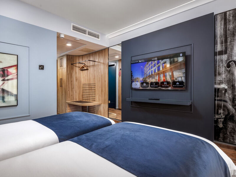 Golden Tulip Vivaldi