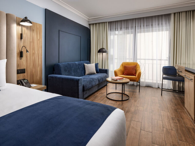 Golden Tulip Vivaldi