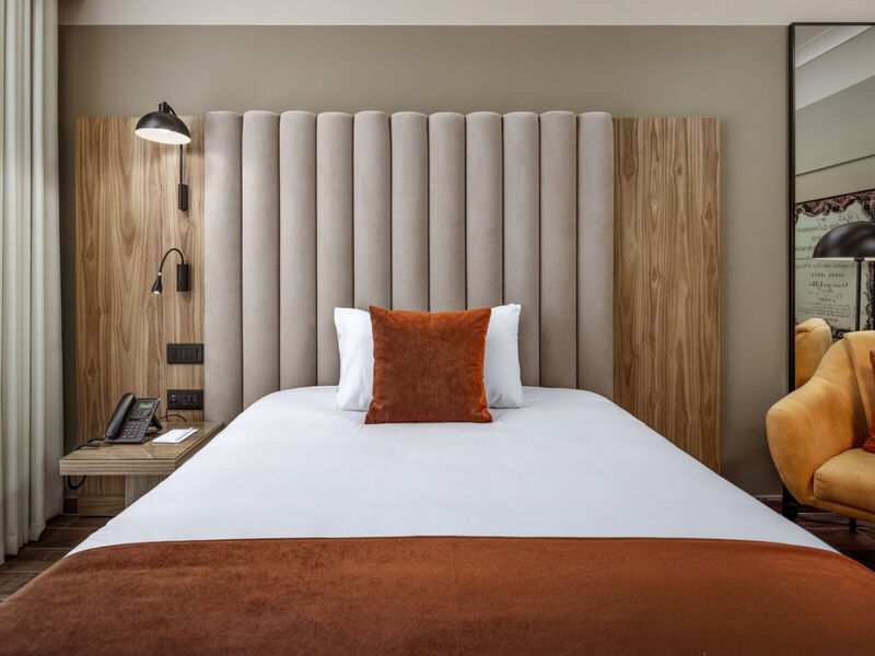 Golden Tulip Vivaldi