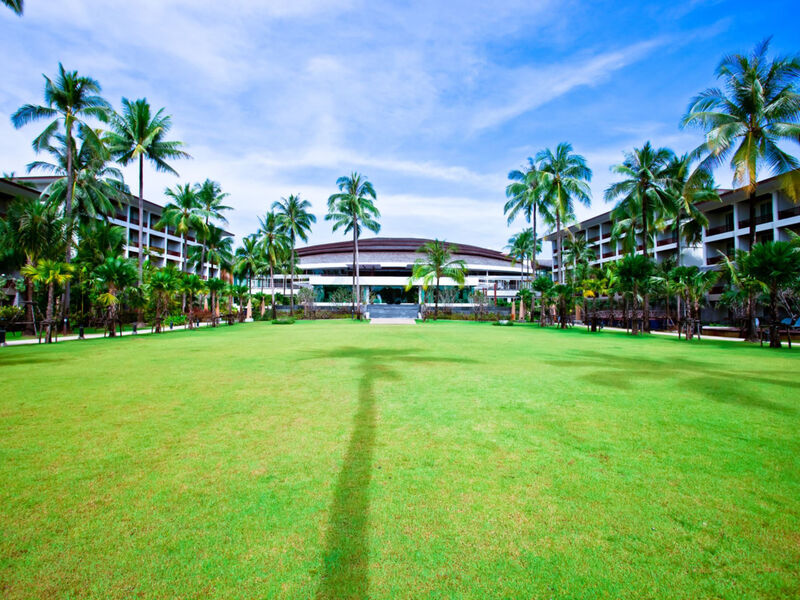 Graceland Khaolak Beach Resort
