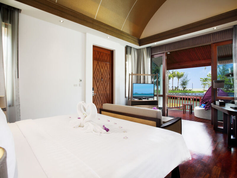 Graceland Khaolak Beach Resort