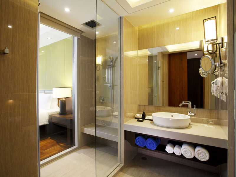 Graceland Khaolak Beach Resort