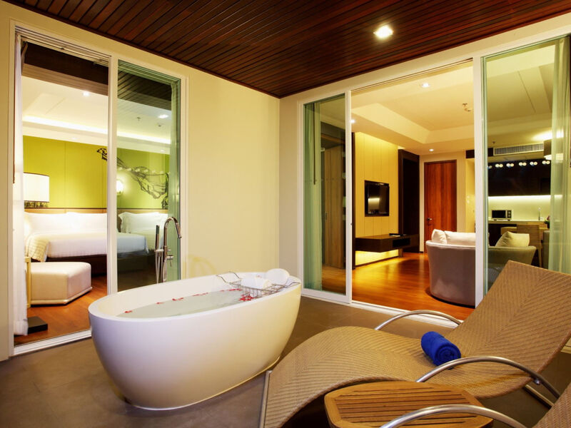 Graceland Khaolak Beach Resort