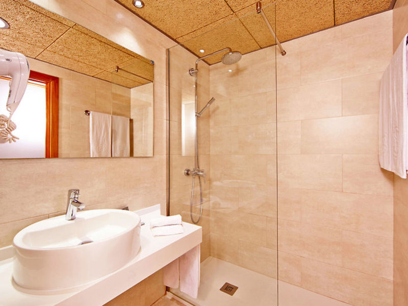 Gran Hotel Camp de Mar