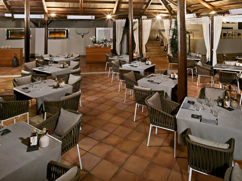 Gran Melia Don Pepe