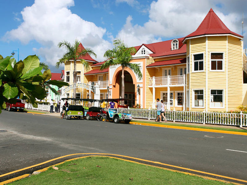 Grand Bahia Principe Cayacoa