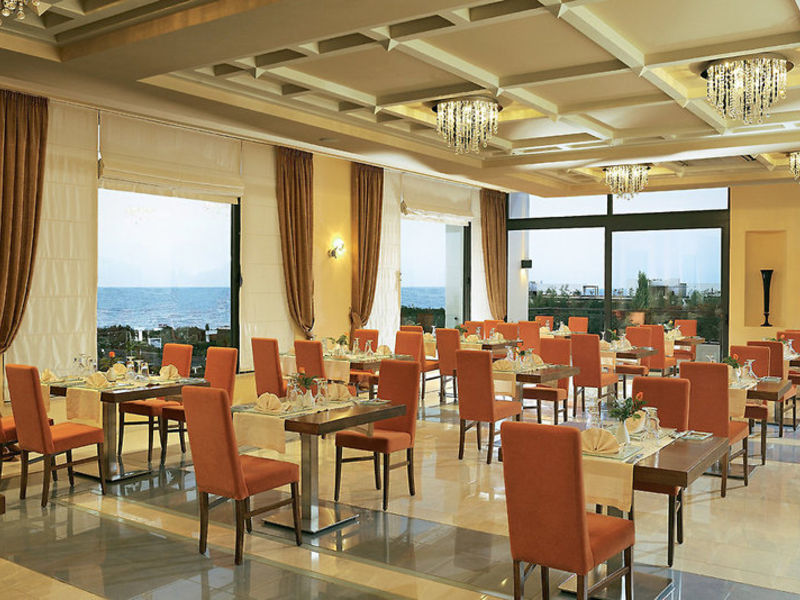 Grand Hotel