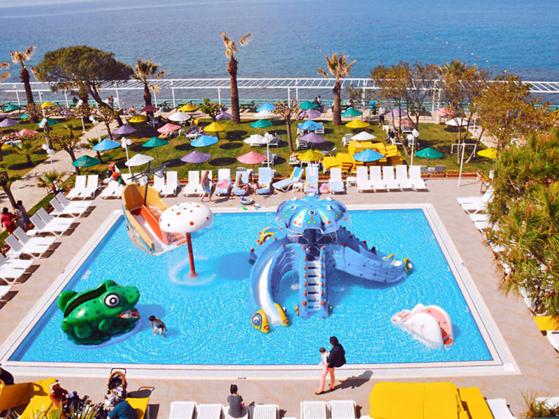 Grand Efe Hotel