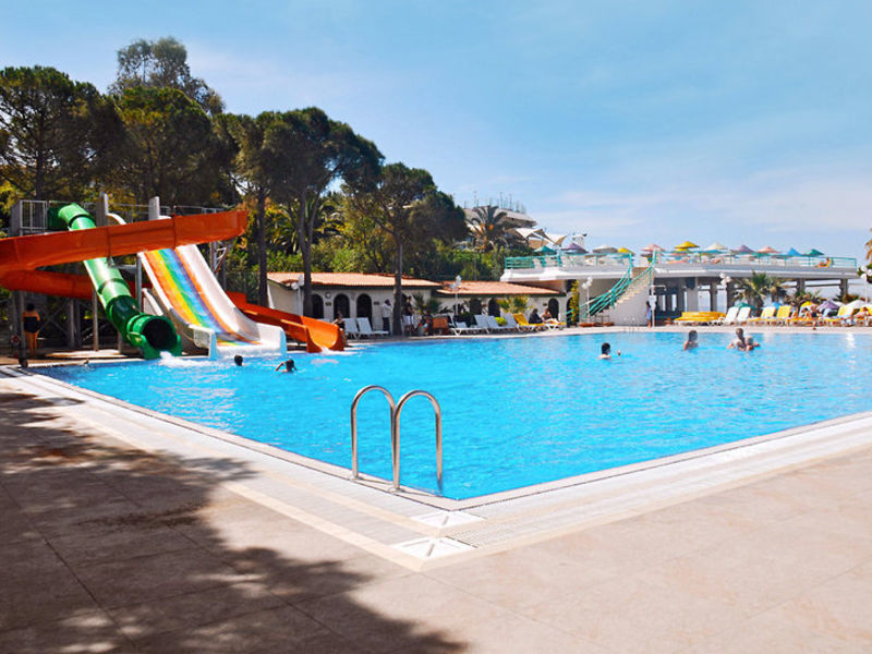 Grand Efe Hotel