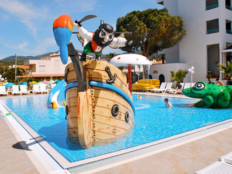 Grand Efe Hotel