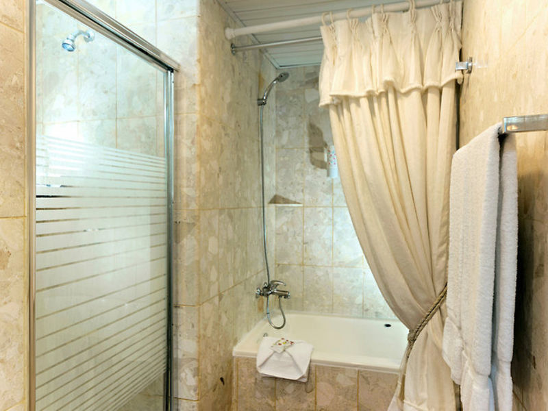 Grand Oasis Marien