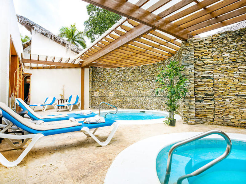 Grand Oasis Marien