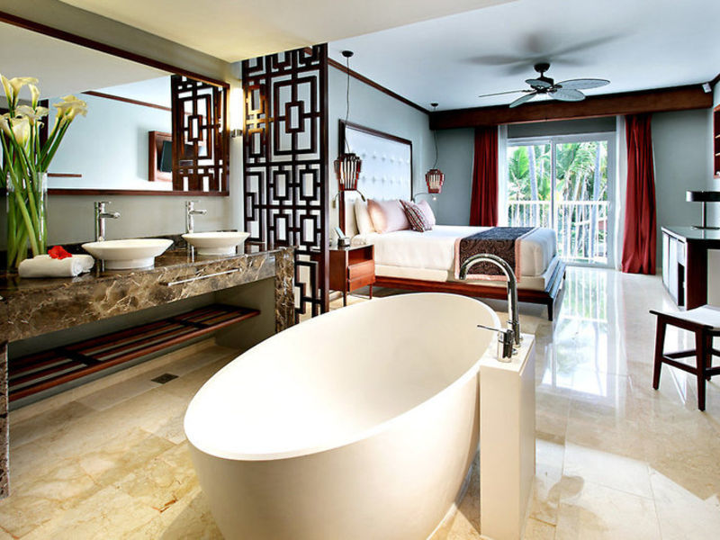 Grand Palladium Complex