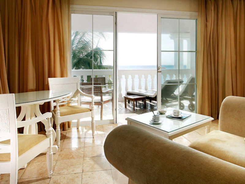 Grand Palladium Lady Hamilton