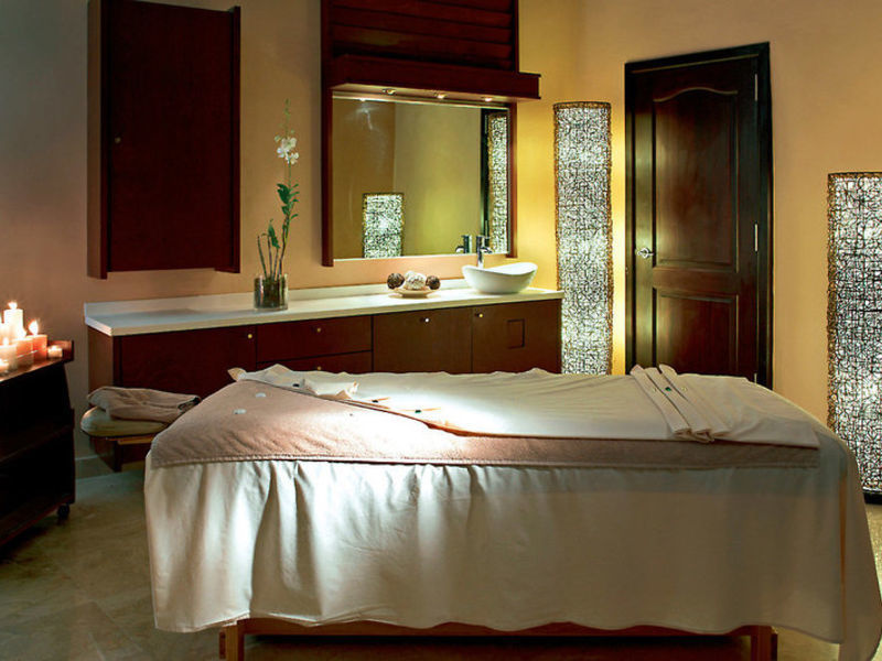 Grand Palladium Lady Hamilton