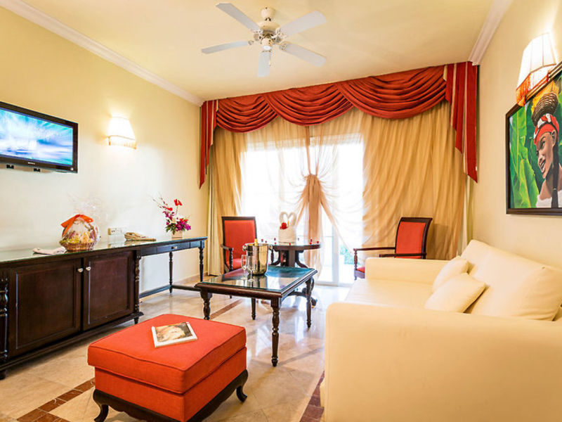 Grand Palladium Lady Hamilton