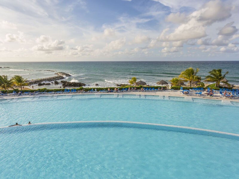 Grand Palladium Lady Hamilton Resort &Amp; Spa