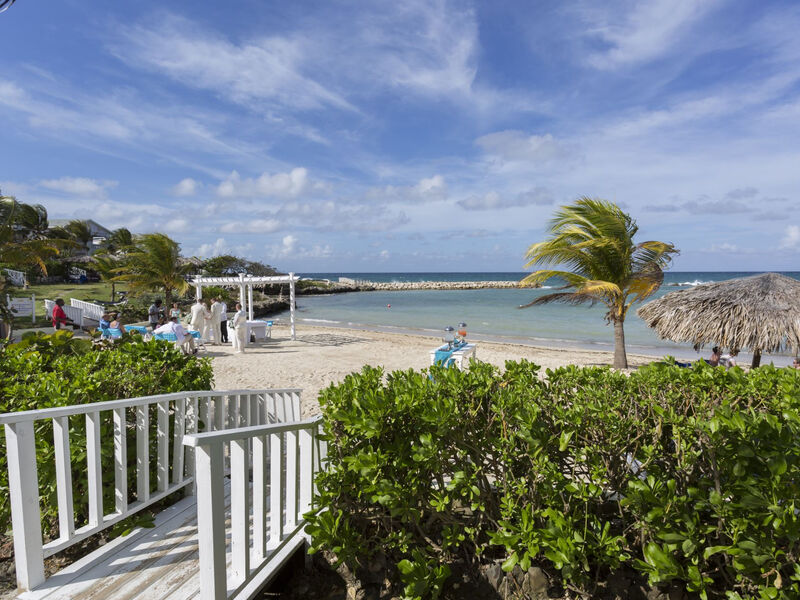 Grand Palladium Lady Hamilton Resort &Amp; Spa