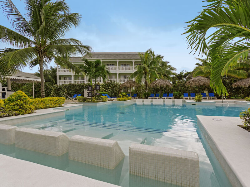 Grand Palladium Lady Hamilton Resort &Amp; Spa