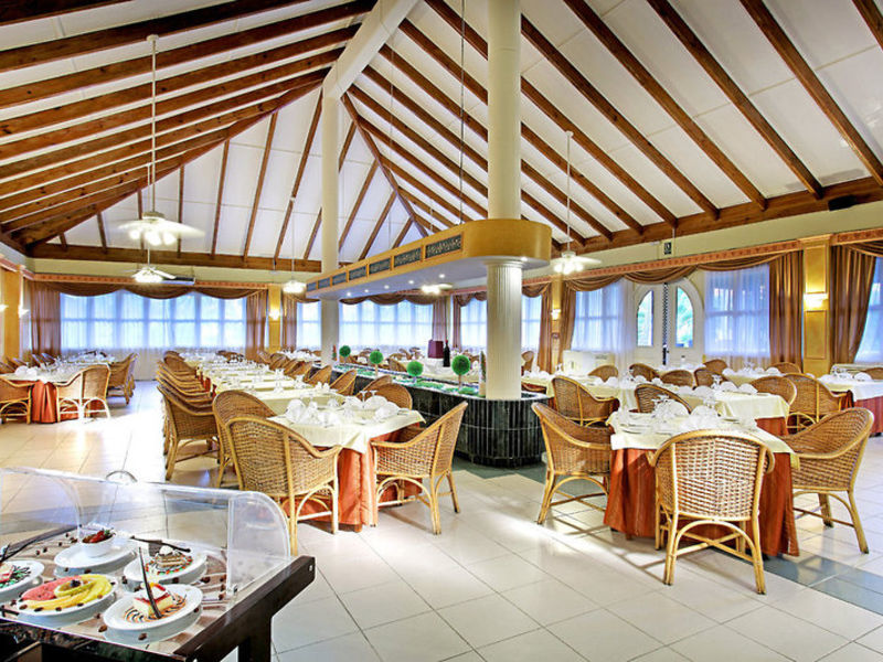 Grand Palladium Palace Res & Spa