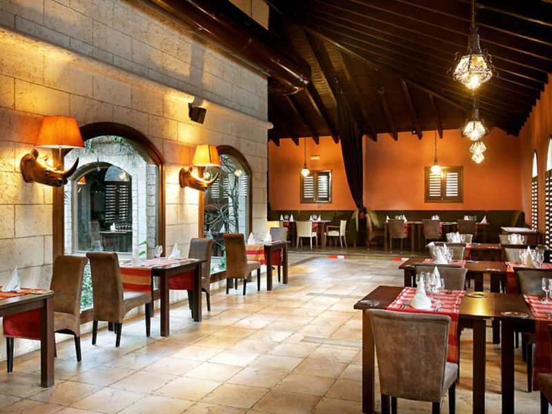 Grand Palladium Palace Res & Spa